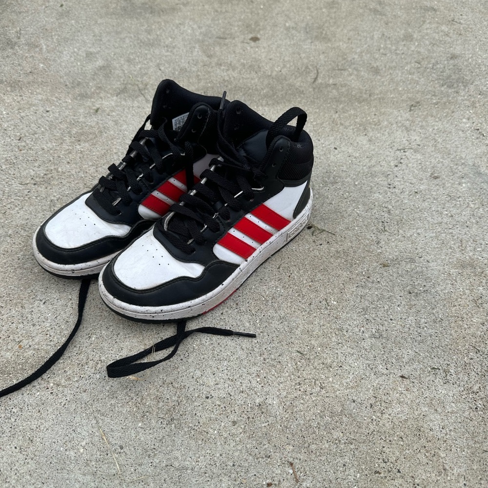 Kids' Hoops 3 High Top Sneaker Little/Big Kid -size 2